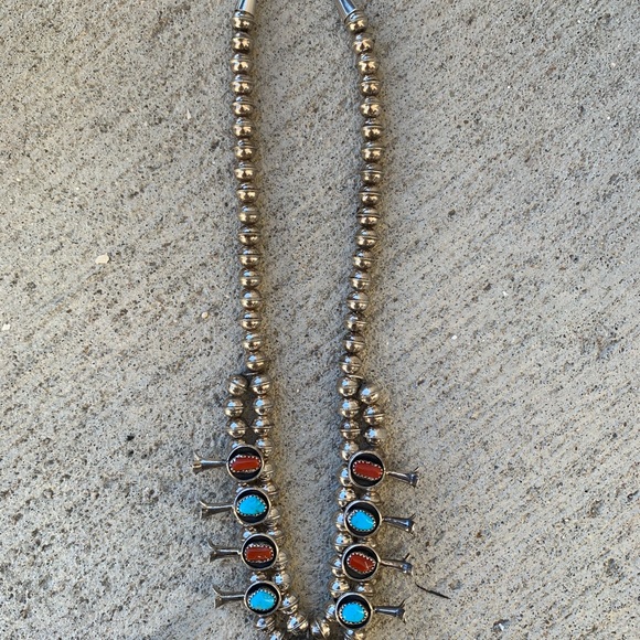 VintAge Turqouise coral squash blossom - Picture 4 of 7